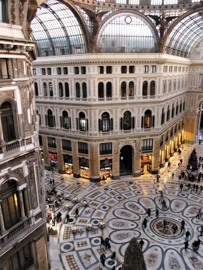 Domus Sibyllina, Galleria Umberto I Neapol Zewnętrze zdjęcie
